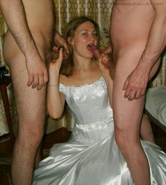 Домашняя подборка снимков обнажающихся невест @ foto-porno.ru